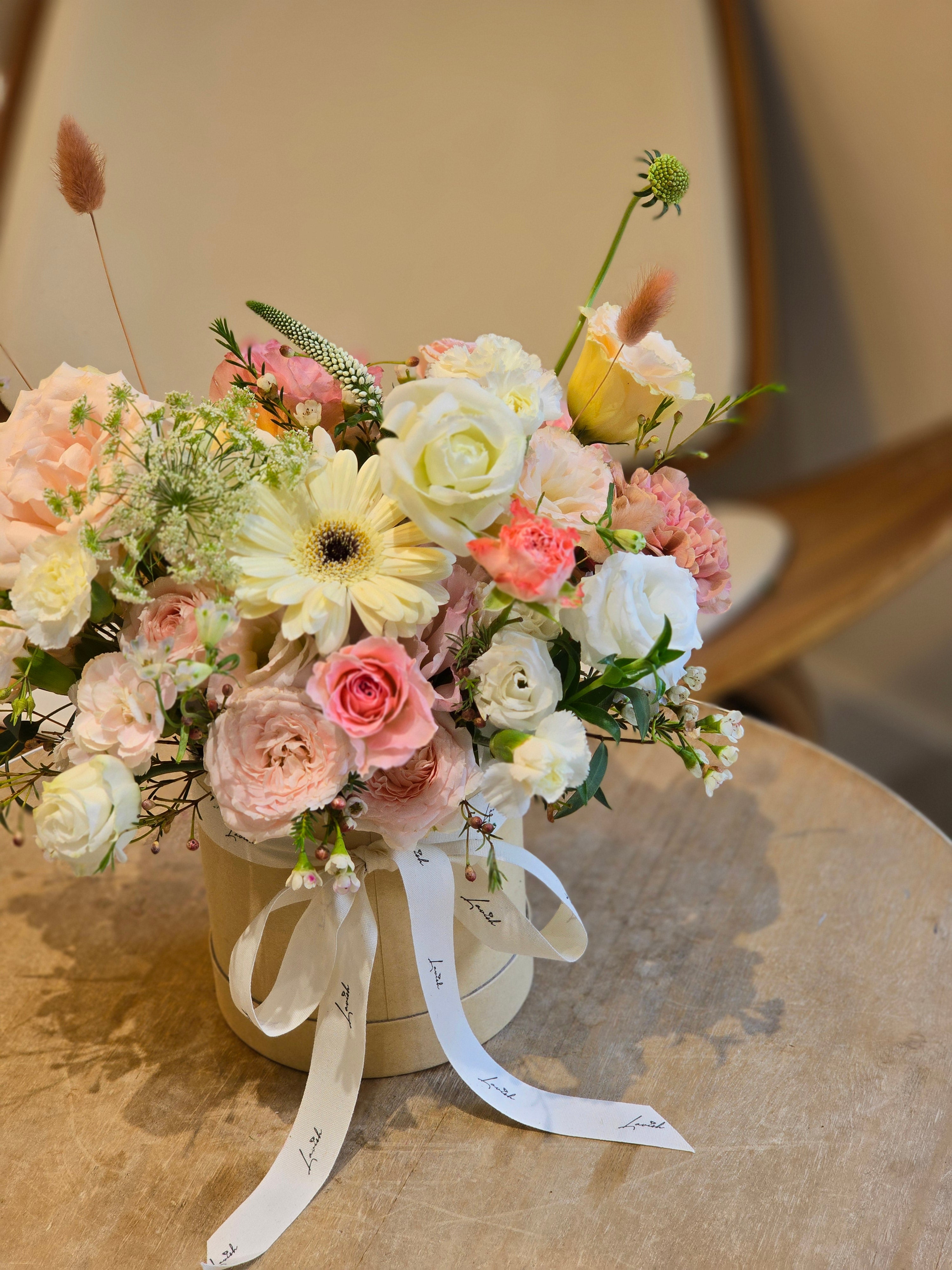 Lavish Florist 即日送花 Same day delivery