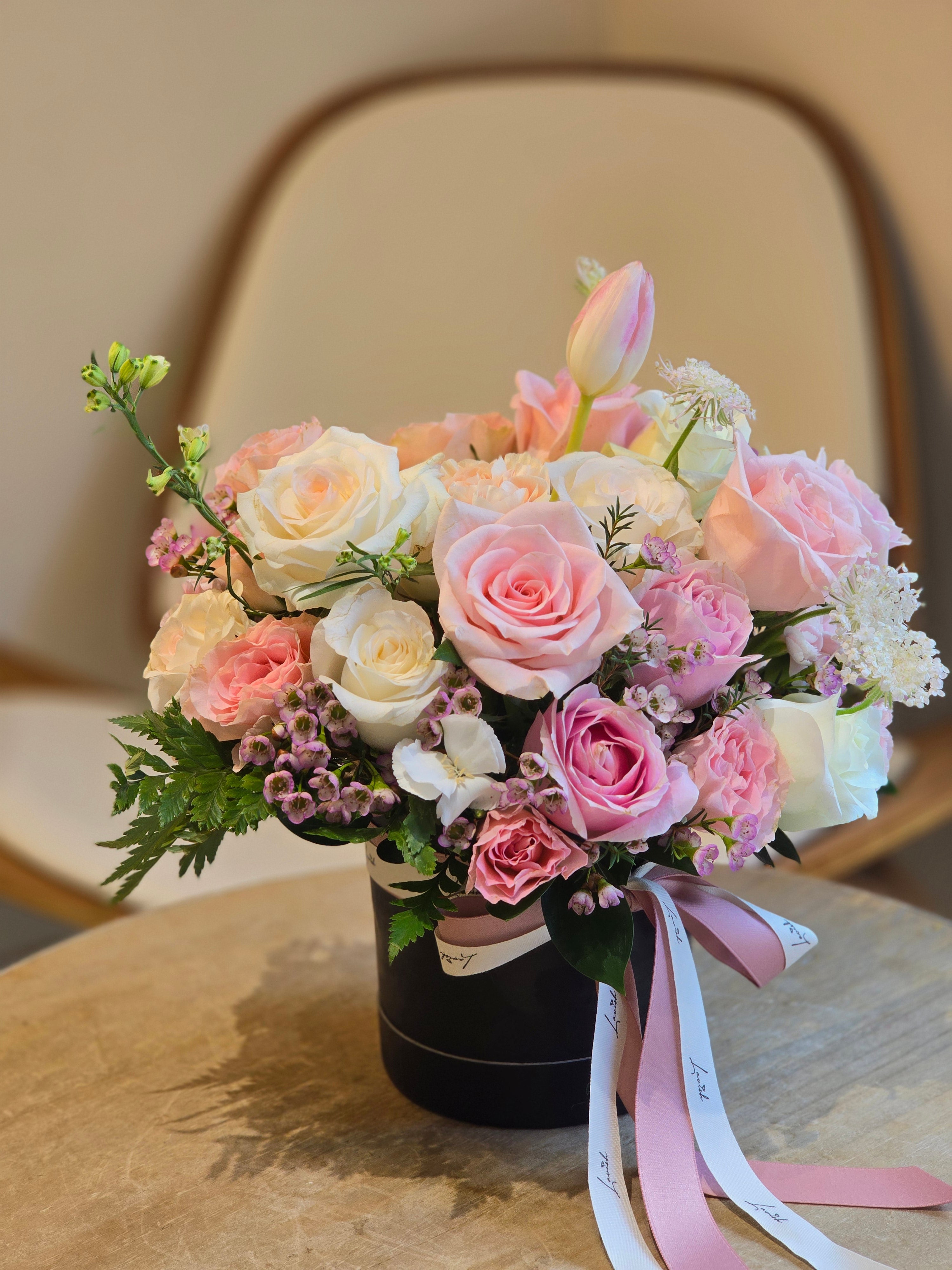 情人節花束 情人節花 情人節 Lavish Florist 情人節花束系列 情人節禮物 Valentine's Day Flower 香港花店 網上花店 即日送花 全港送花