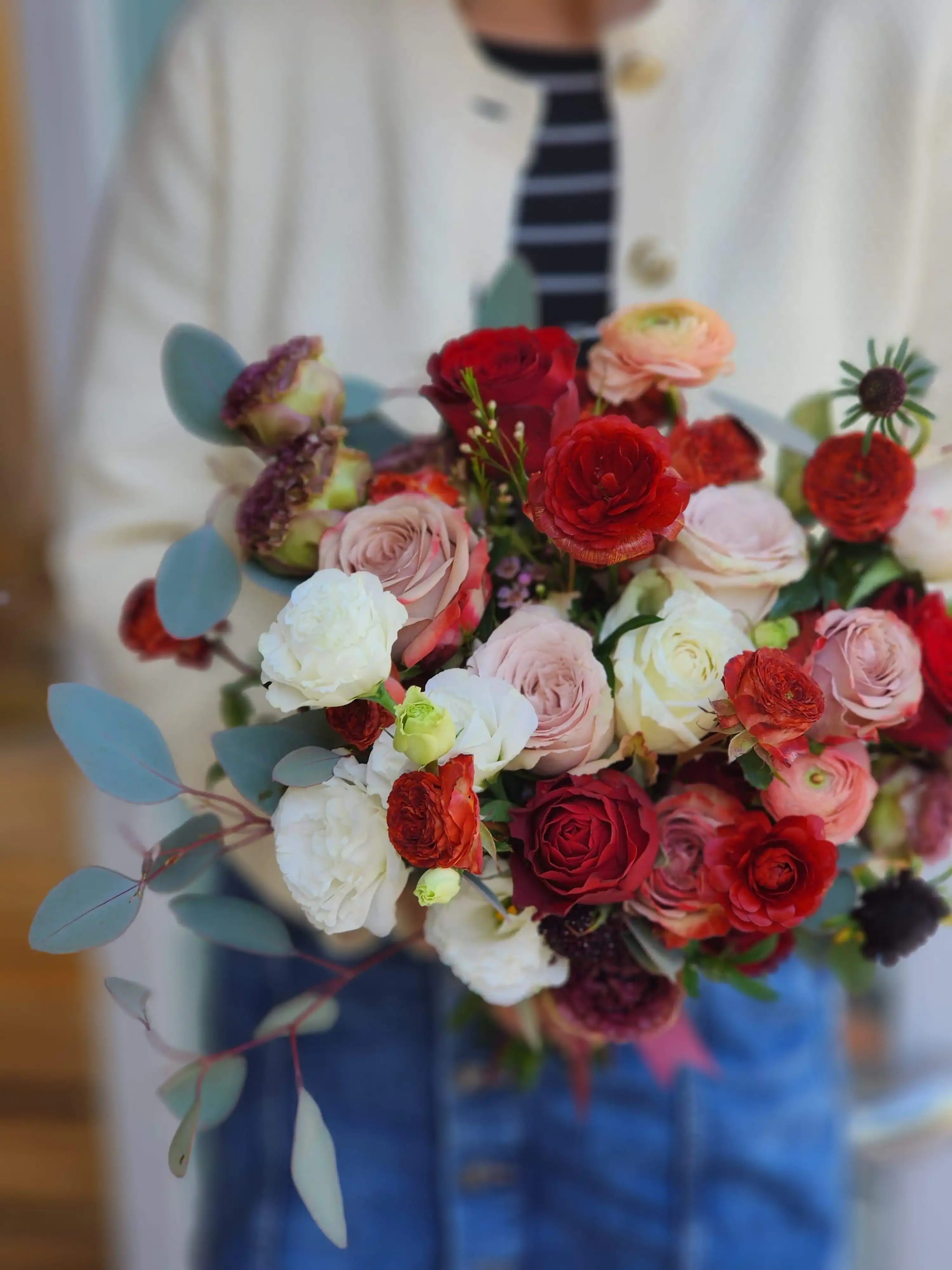 Blossom - 白色和紅色 結婚花球