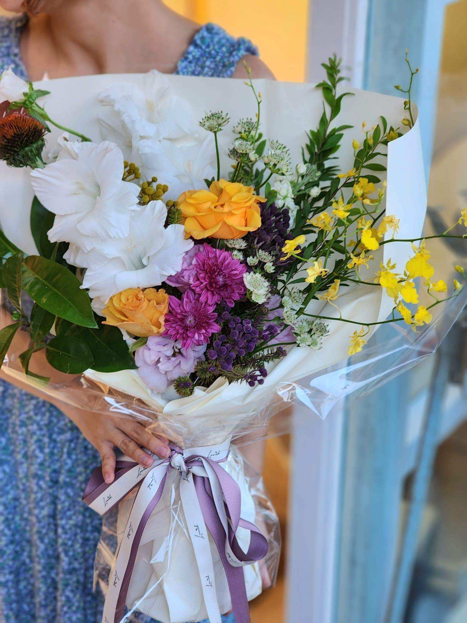 Audrey - Gladiolus Bouquet - Lavish Florist