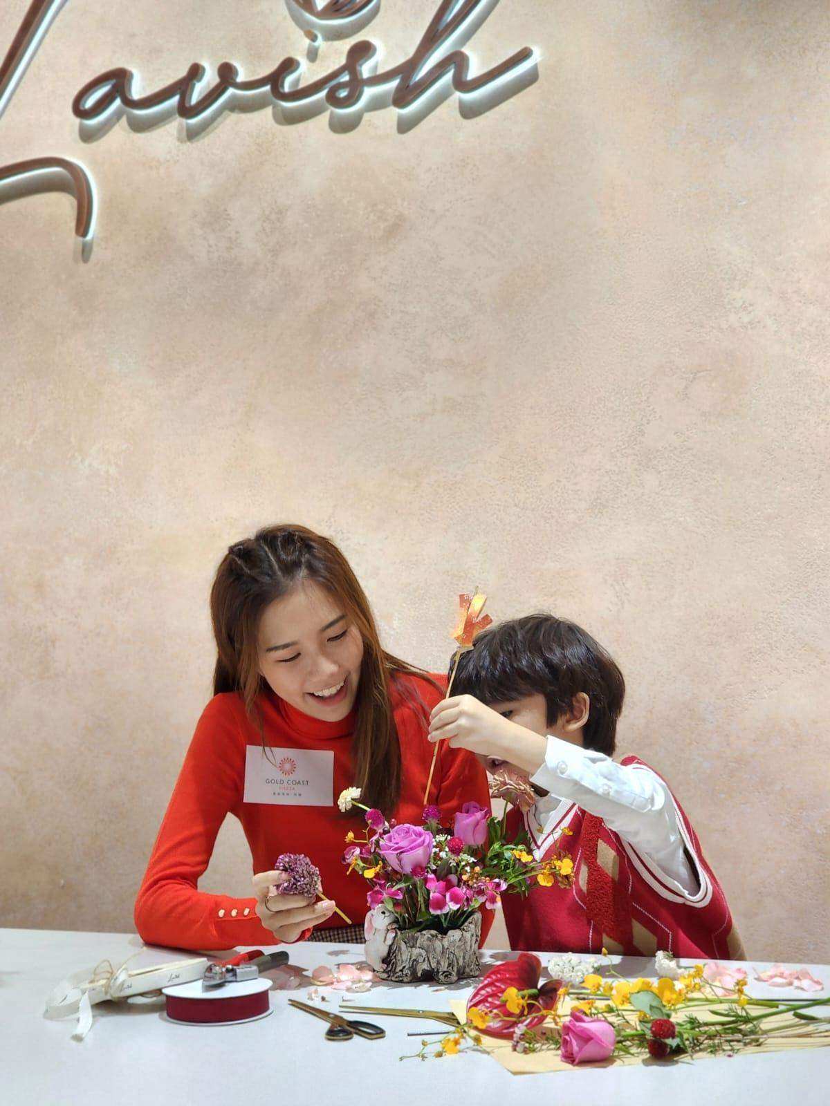FLOWER ARRANGEMENT WORKSHOP 花藝工作坊