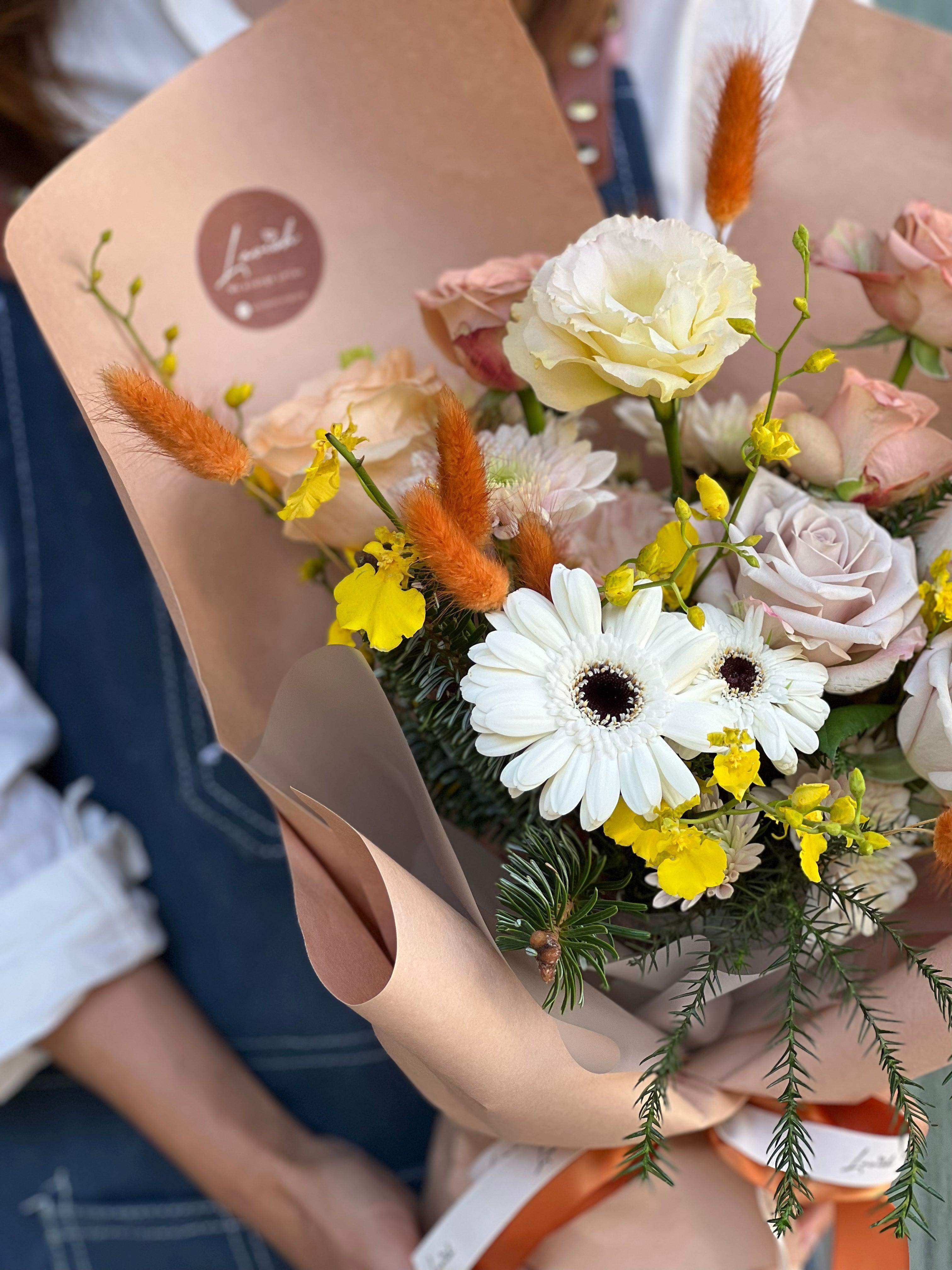 Gladys - Gerbera Bouquet - Lavish Florist