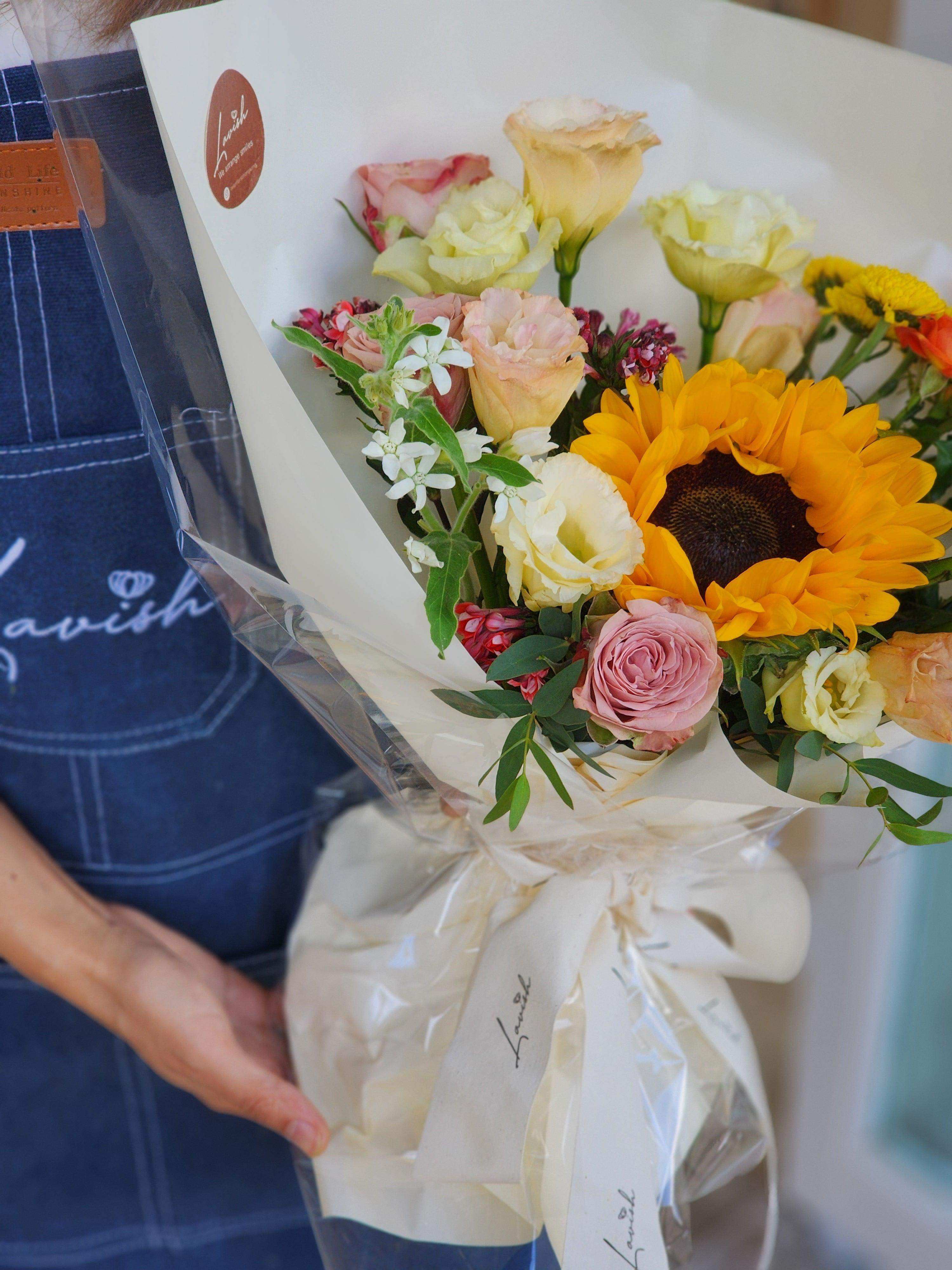 Sunny - Lavish Florist