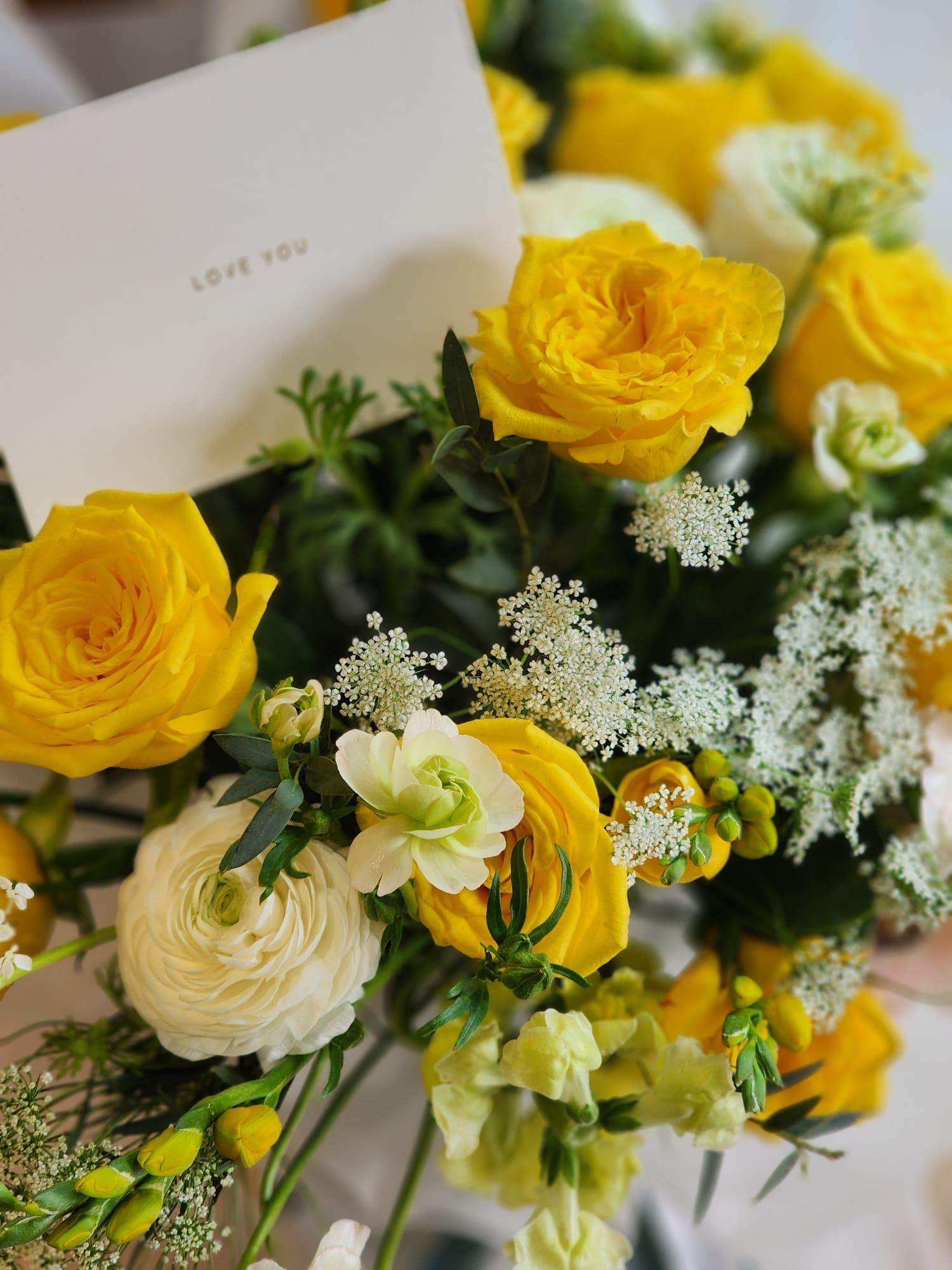 Valencia - Yellow Rose Bouquet - Lavish Florist
