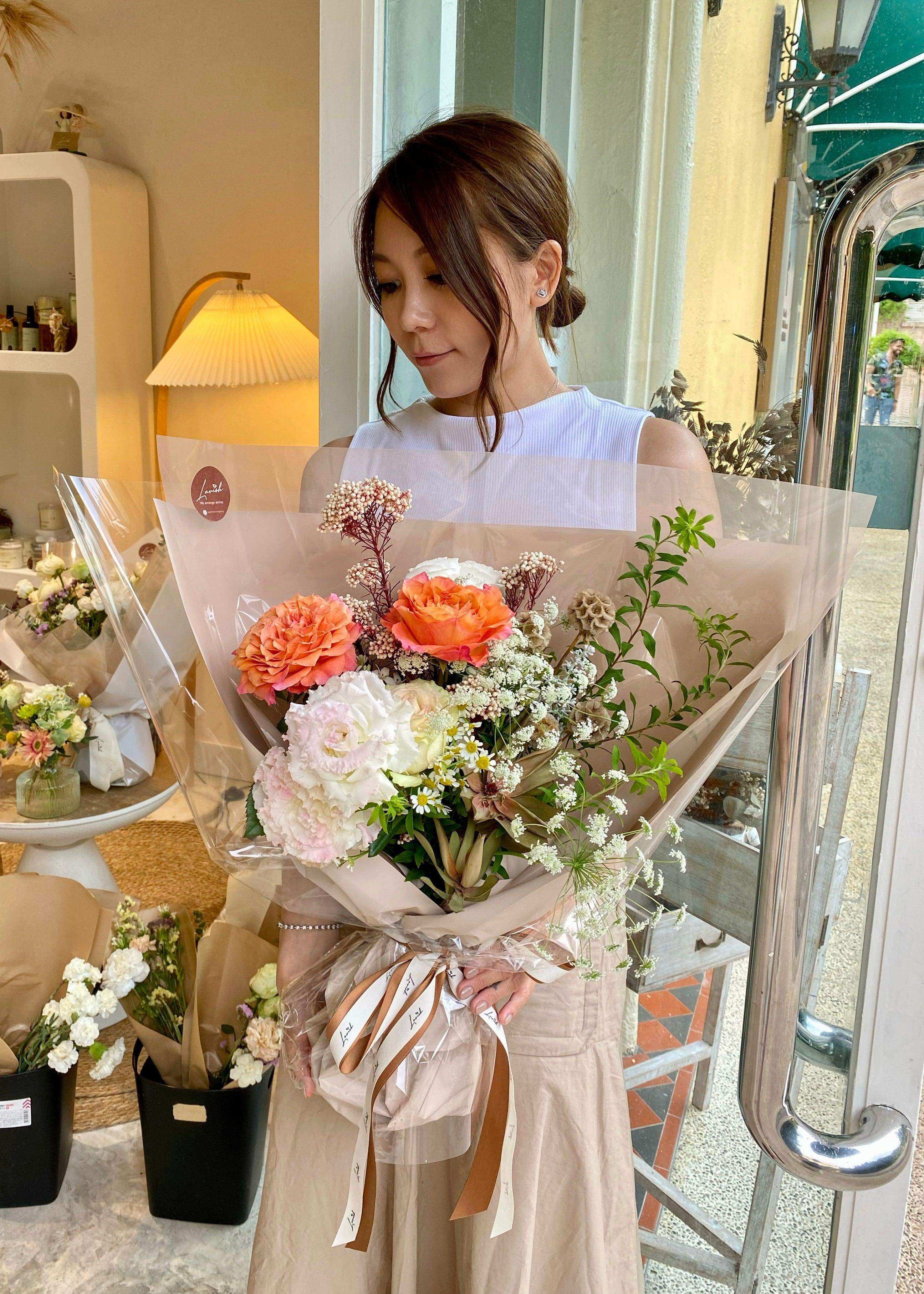 Yuzana - Rose Bouquet - Lavish Florist