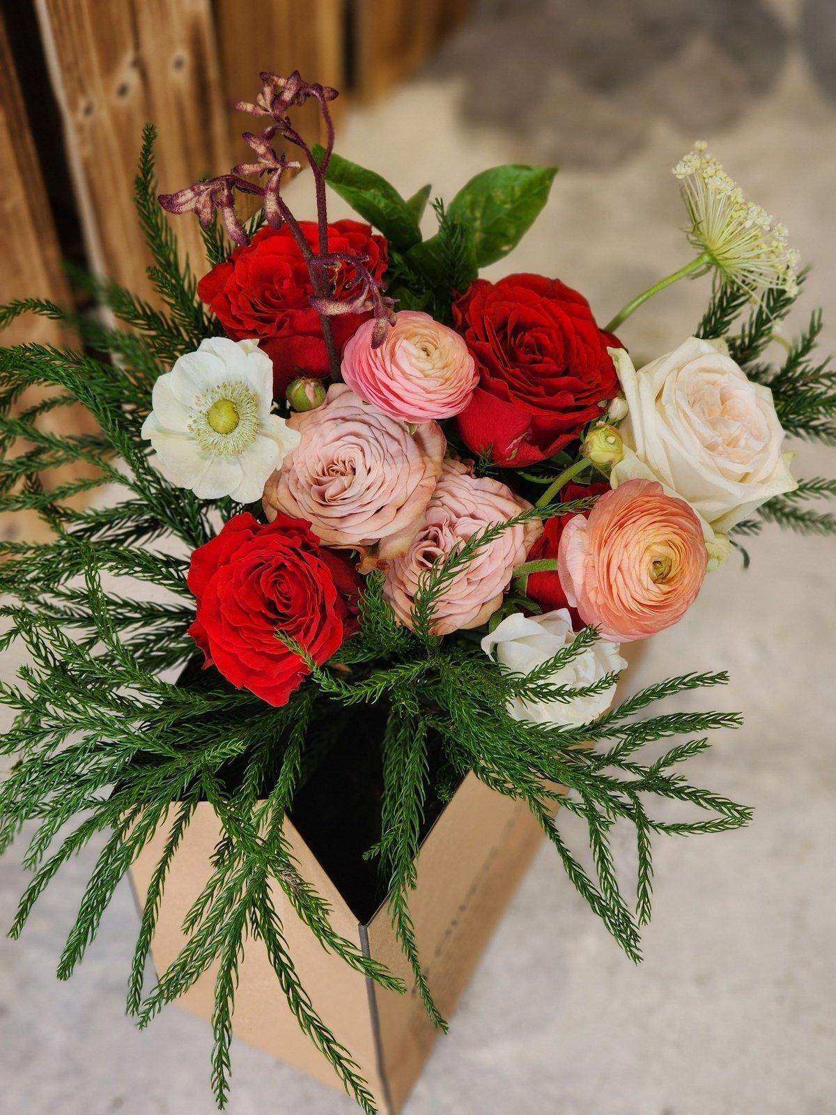 Lavish Flower Gift Set