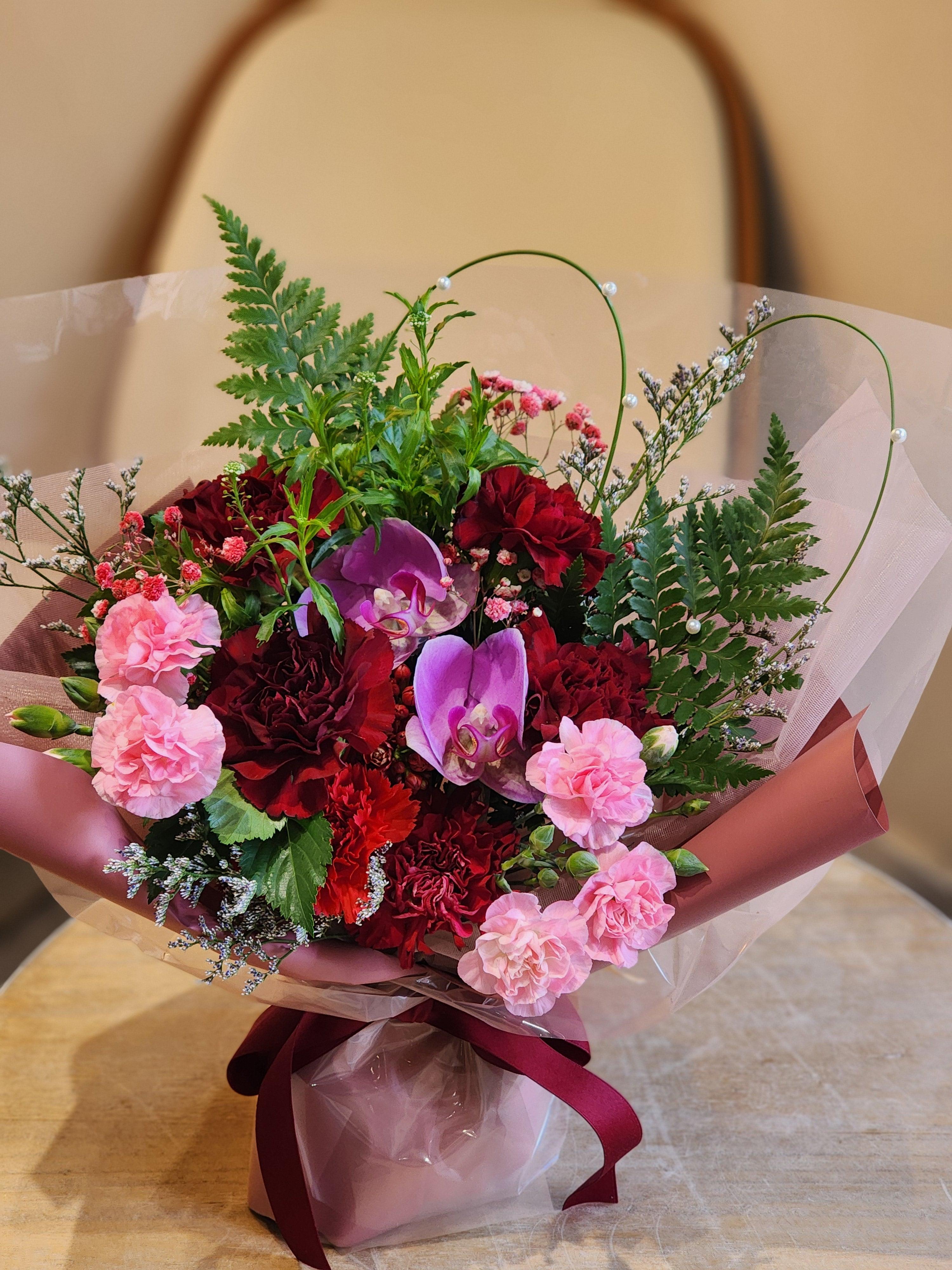 Scarlet - Red Carnation Bouquet