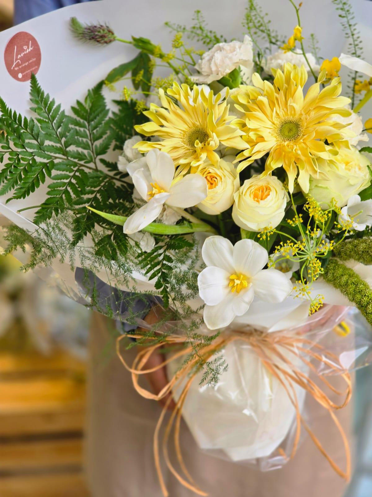 Oriana - Sunflower Bouquet