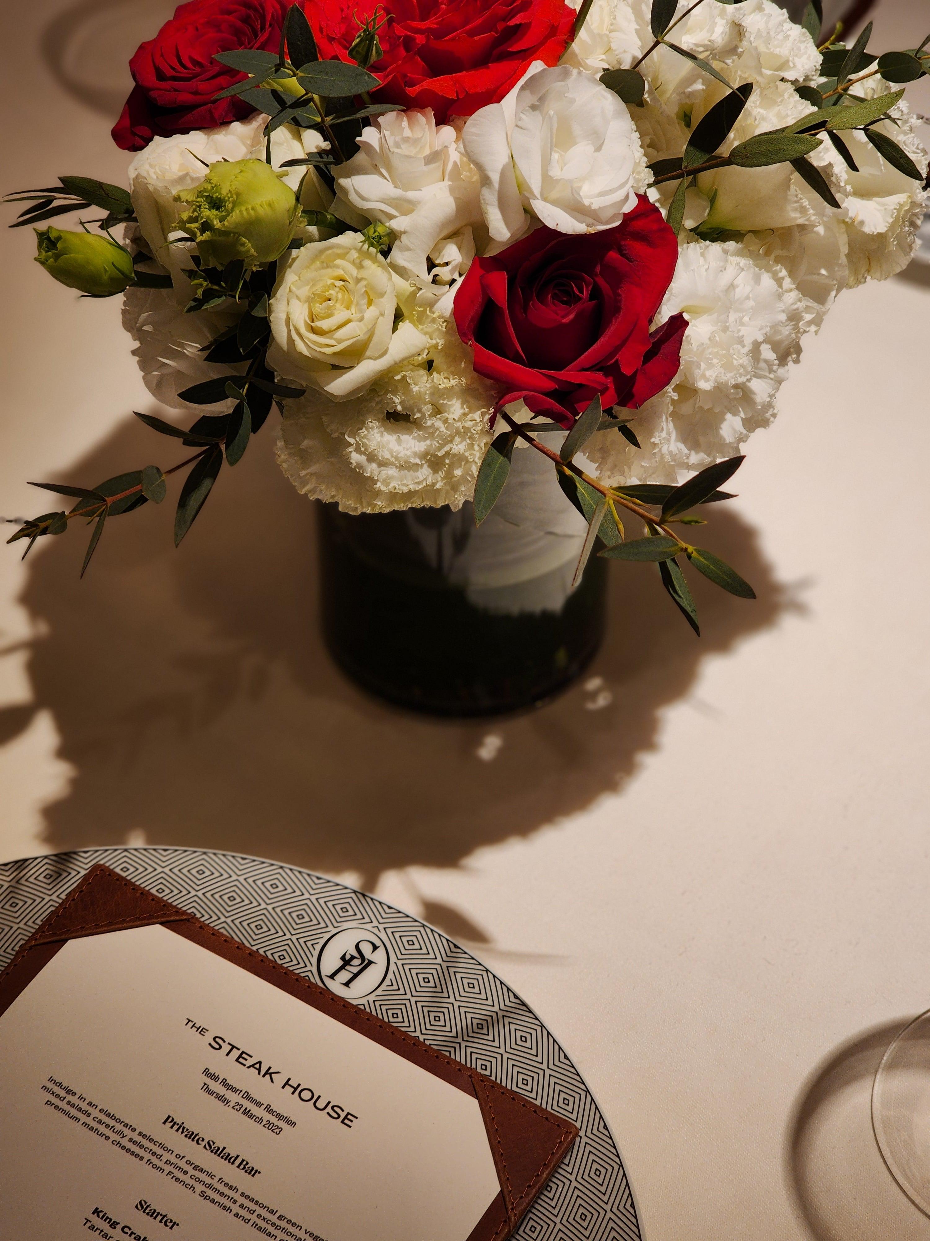 Guest Table Fresh Flower Centerpiece - Lavish Florist
