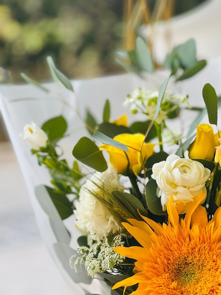 Oriana - Sunflower Bouquet - Lavish Florist