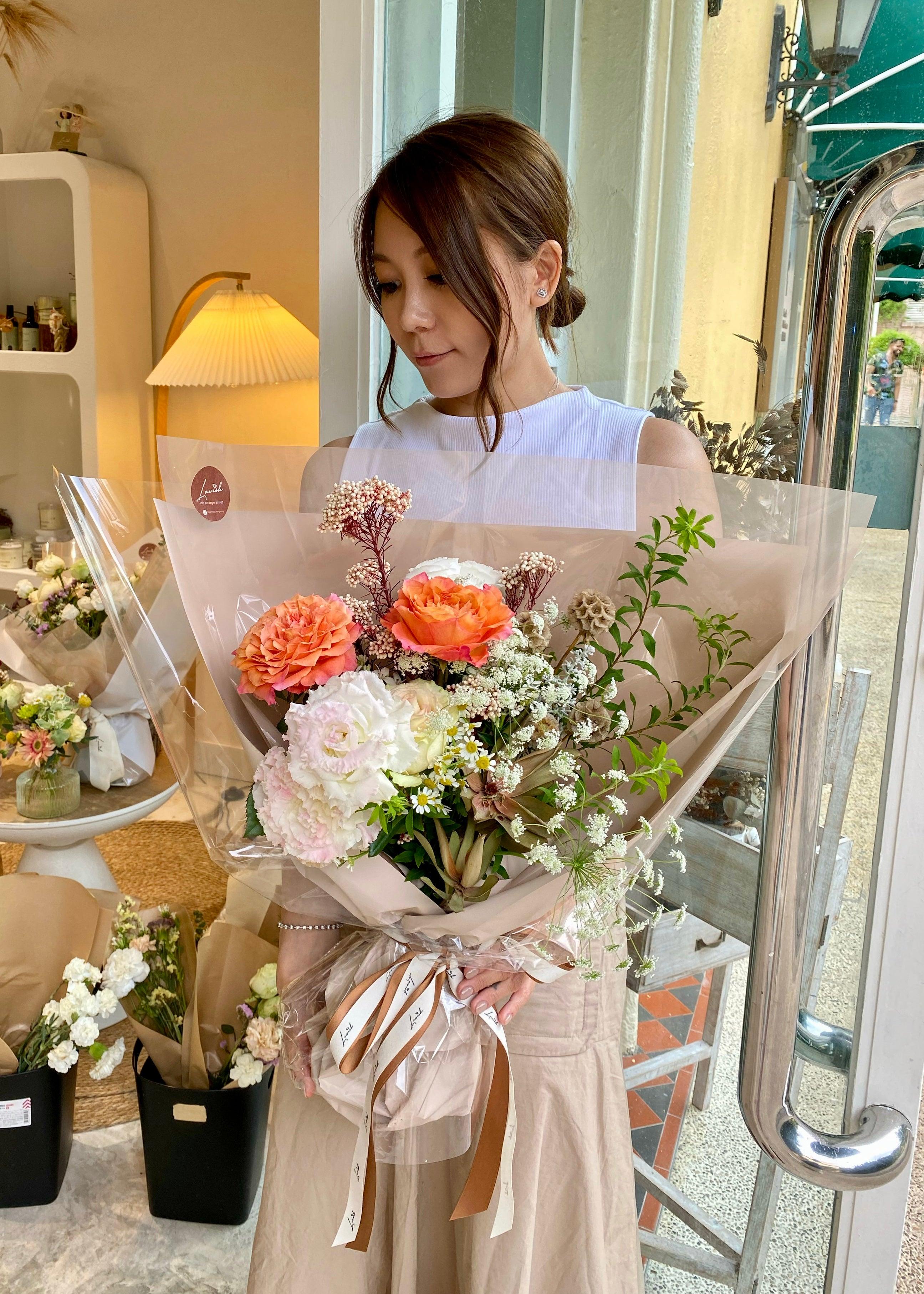 Yuzana - Rose Bouquet - Lavish Florist